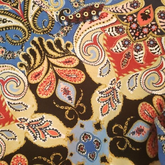 EUC Rafaella Pretty Multi-Colored Paisley Top V-Neck Grommet Embellishme… - Picture 7 of 7